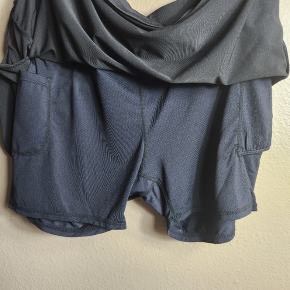 Womens Black Back Pleat Tennis Skort w/Pockets-Size L - Picture 2 of 9